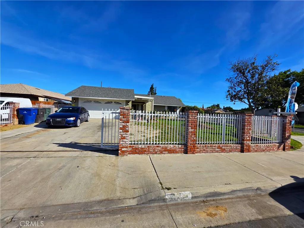6848 Holbrook, Riverside, California 92504 home-pic-1