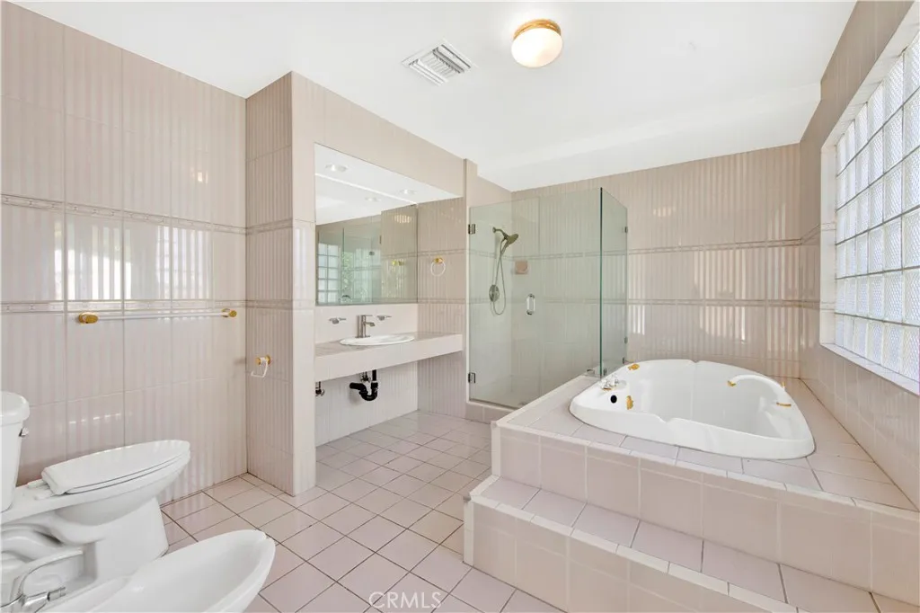 1641 Copa, Monterey Park, California 91754 home-pic-23