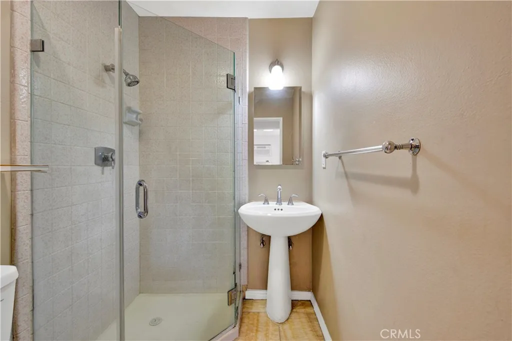 1641 Copa, Monterey Park, California 91754 home-pic-36