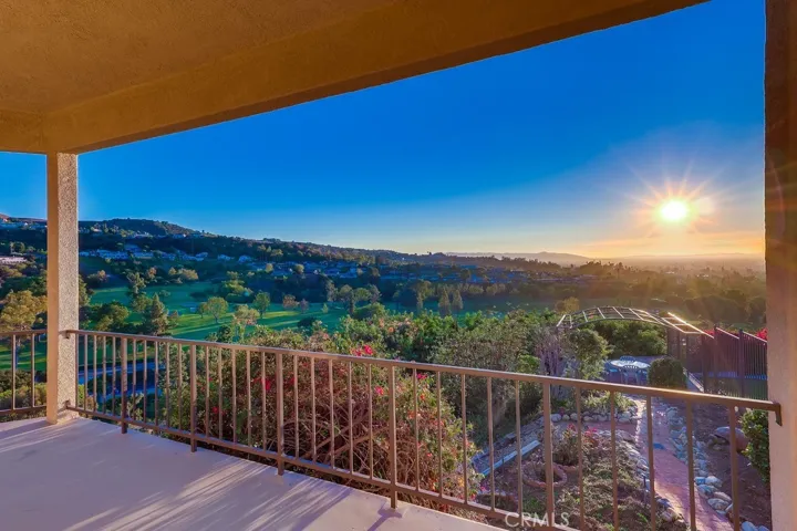 2828 Far View Lane, West Covina, California 91791