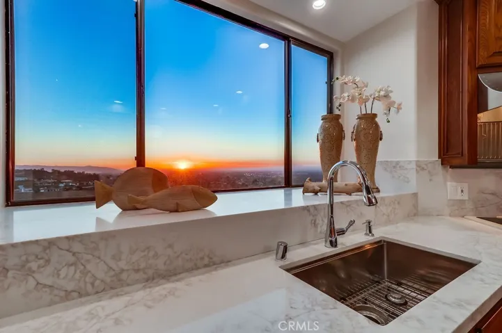 2828 Far View Lane, West Covina, California 91791