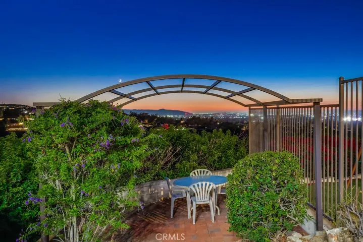 2828 Far View Lane, West Covina, California 91791