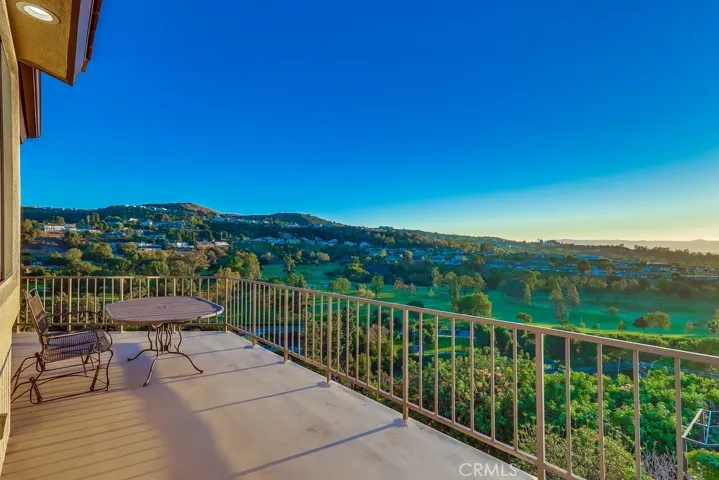 2828 Far View Lane, West Covina, California 91791