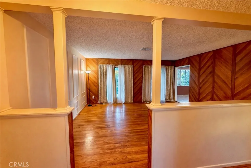 9123 Amboy Ave, Sun Valley, California 91352 home-pic-13
