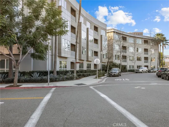 21 Gramercy 208, Irvine, California 92612