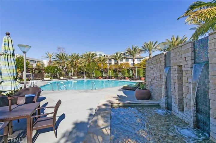 21 Gramercy 208, Irvine, California 92612