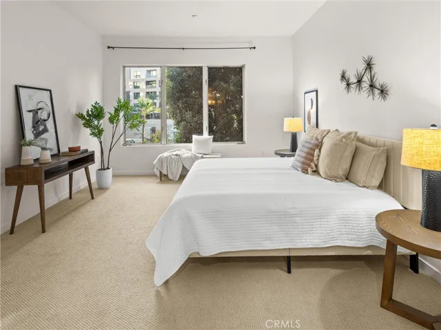 21 Gramercy 208, Irvine, California 92612