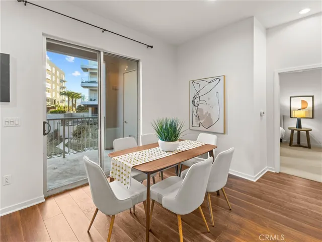 21 Gramercy 208, Irvine, California 92612