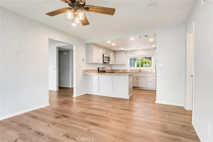 Dining room/kitchen