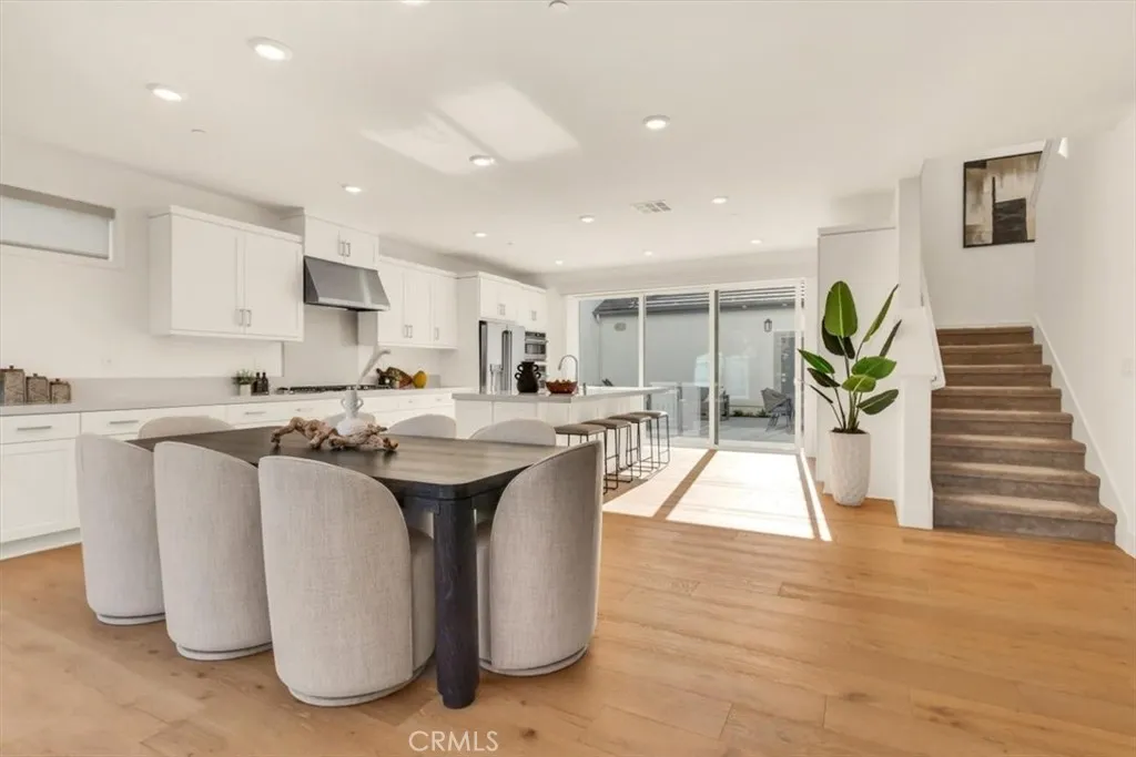 214 Tank, Irvine, California 92618 home-pic-5