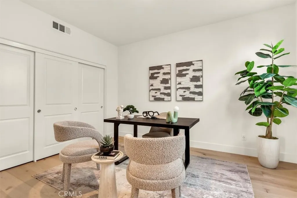 214 Tank, Irvine, California 92618 home-pic-12