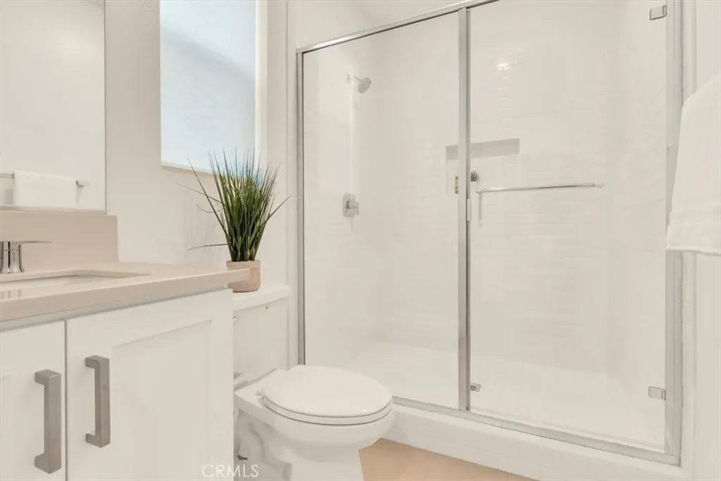 214 Tank, Irvine, California 92618 home-pic-13