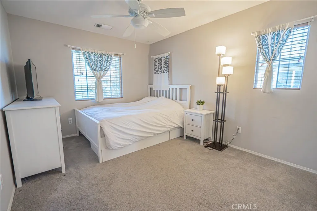 24134 Tango Drive, Valencia, California 91354 home-pic-24