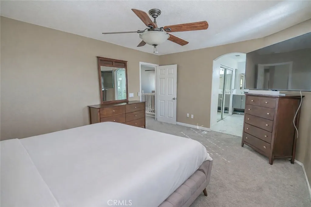 24134 Tango Drive, Valencia, California 91354 home-pic-20