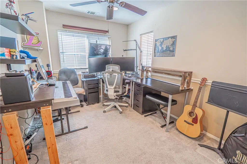 24134 Tango Drive, Valencia, California 91354 home-pic-26