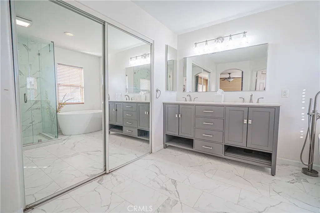24134 Tango Drive, Valencia, California 91354 home-pic-22