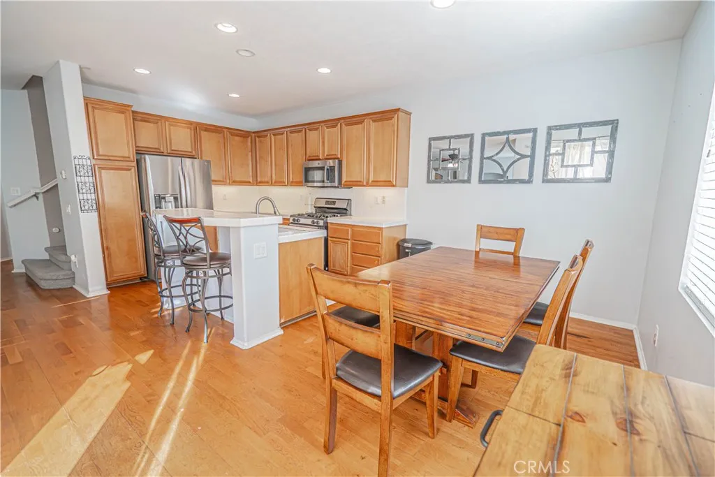24134 Tango Drive, Valencia, California 91354 home-pic-7