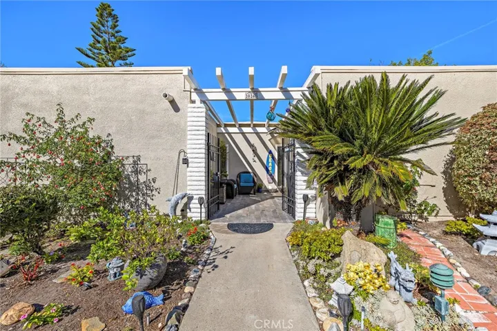 2026 Via Mariposa E D, Laguna Woods, California 92637