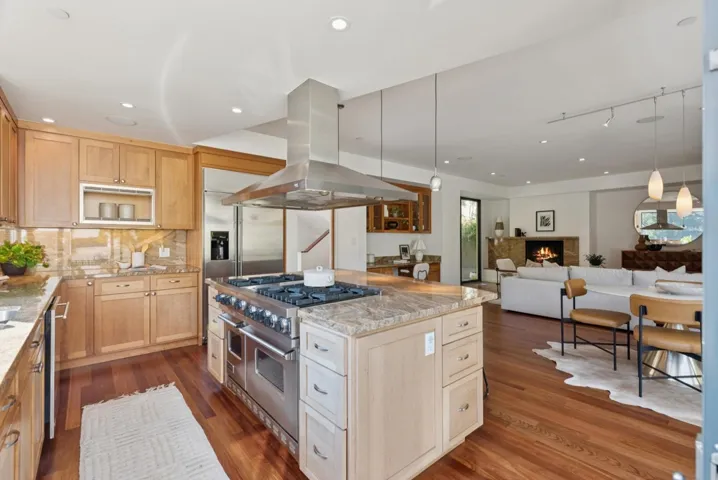 1015 1015 Grand View Dr, Berkeley, California 94705
