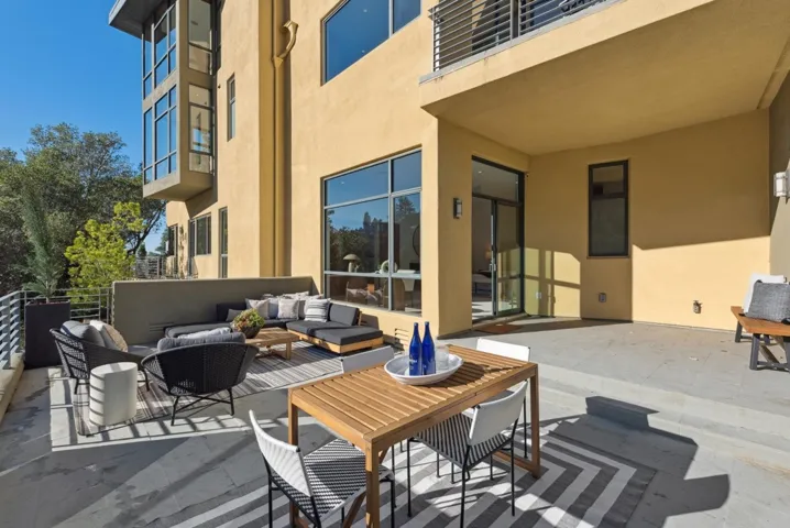 1015 1015 Grand View Dr, Berkeley, California 94705