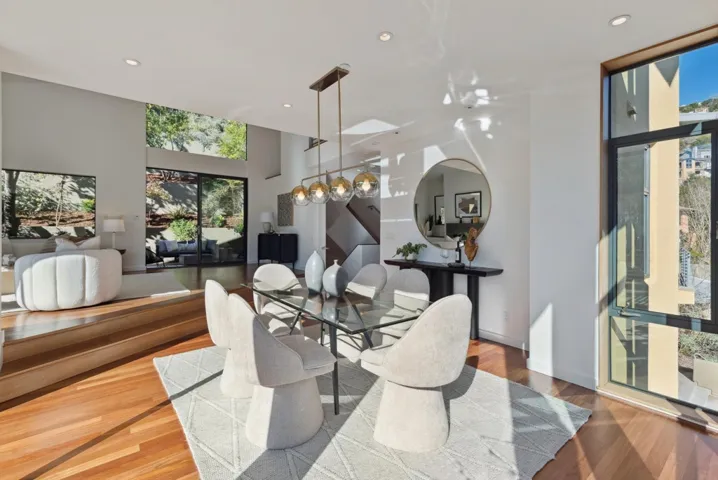 1015 1015 Grand View Dr, Berkeley, California 94705
