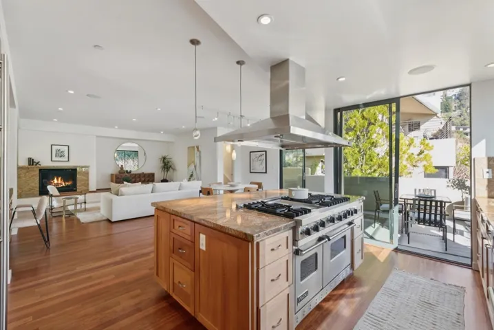 1015 1015 Grand View Dr, Berkeley, California 94705