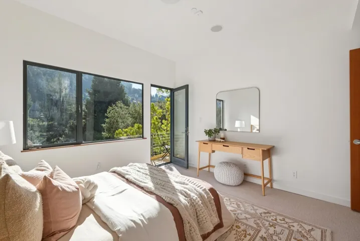 1015 1015 Grand View Dr, Berkeley, California 94705