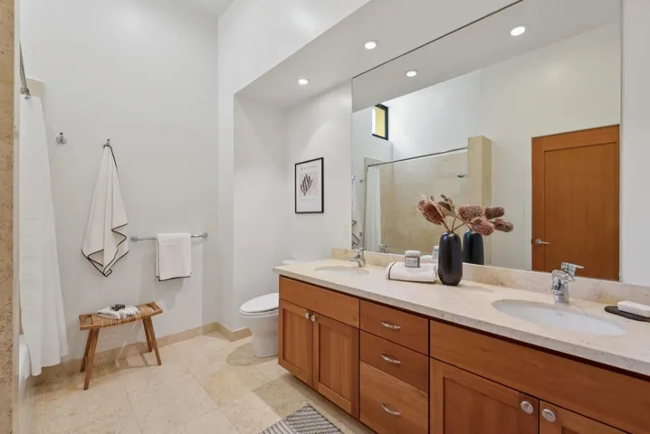 1015 1015 Grand View Dr, Berkeley, California 94705
