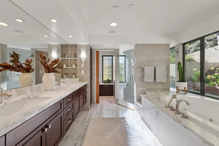 1015 1015 Grand View Dr, Berkeley, California 94705