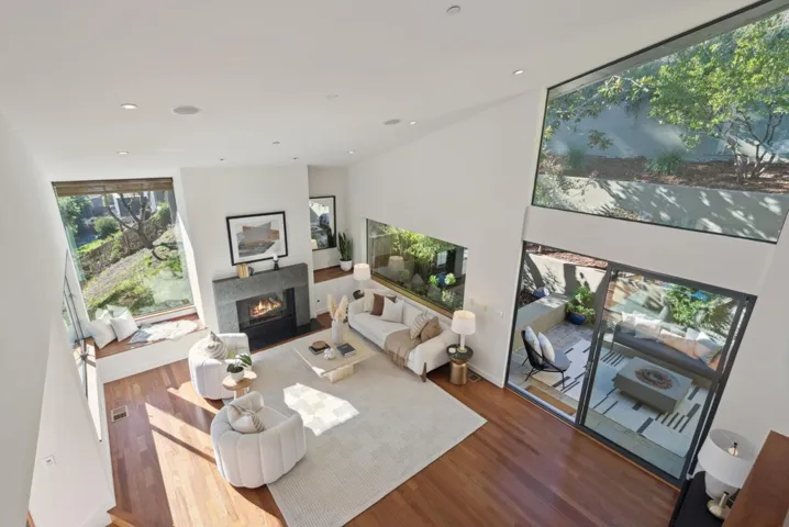 1015 1015 Grand View Dr, Berkeley, California 94705