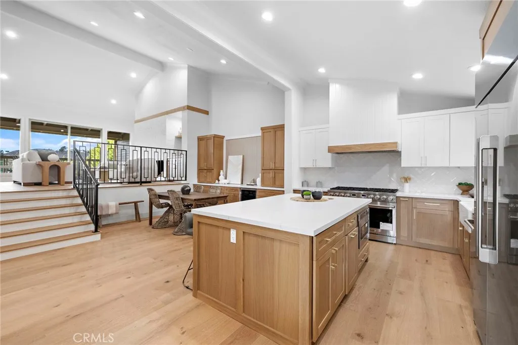 16 Morning Glory, Irvine, California 92603 home-pic-1