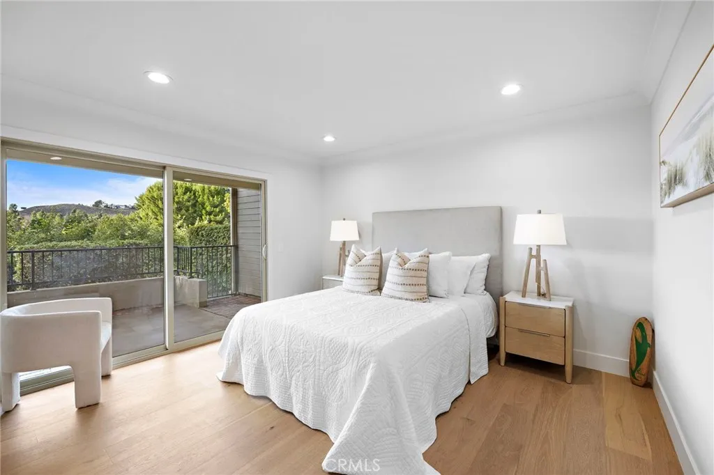 16 Morning Glory, Irvine, California 92603 home-pic-27