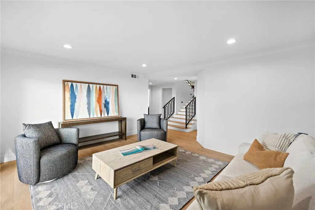 16 Morning Glory, Irvine, California 92603 home-pic-25