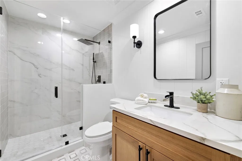 16 Morning Glory, Irvine, California 92603 home-pic-26