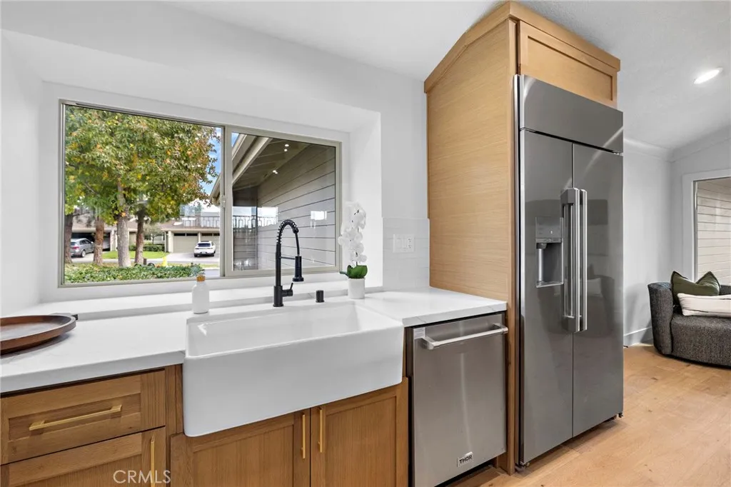 16 Morning Glory, Irvine, California 92603 home-pic-9