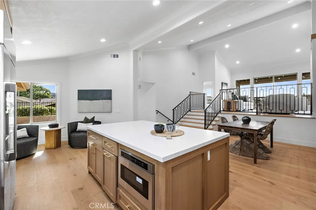 16 Morning Glory, Irvine, California 92603 home-pic-11
