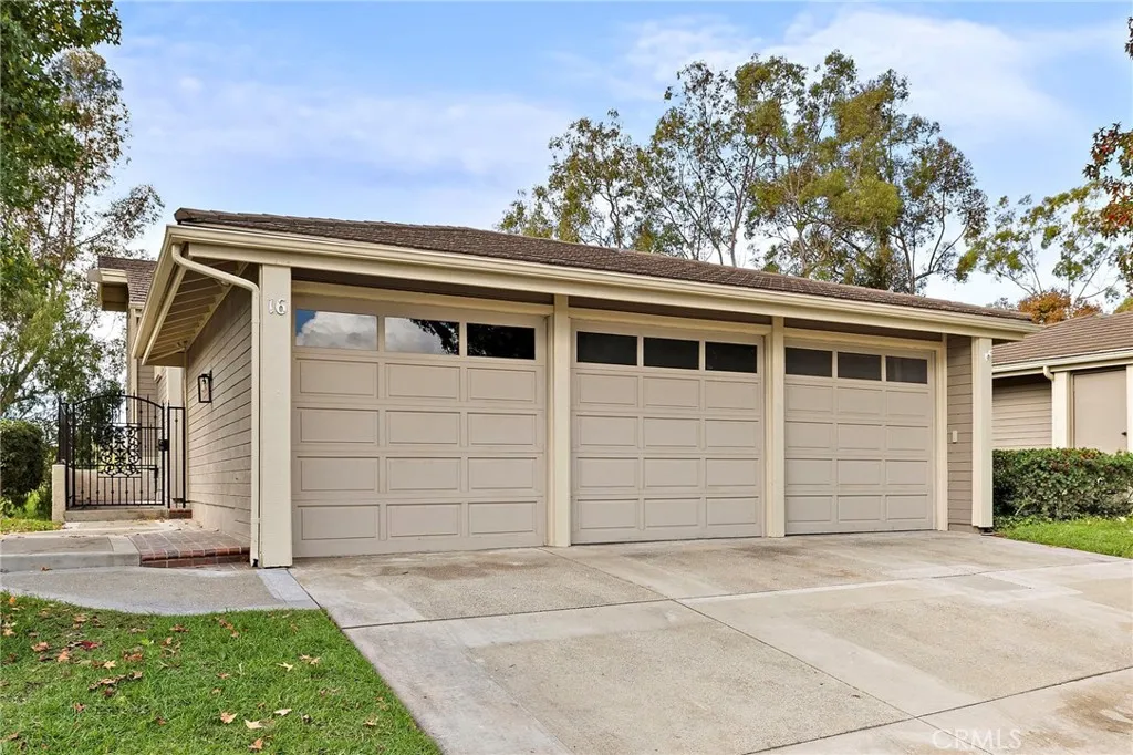 16 Morning Glory, Irvine, California 92603 home-pic-36