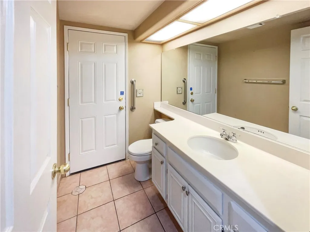 12196 Nugget Avenue, Victorville, California 92392 home-pic-12