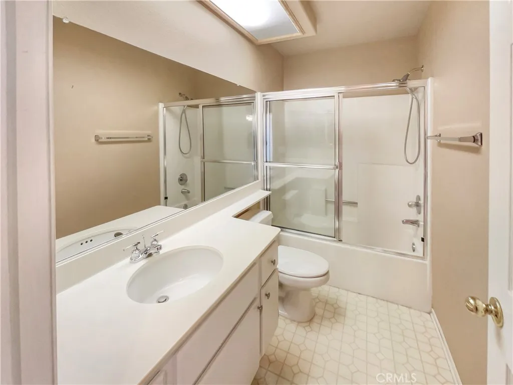 12196 Nugget Avenue, Victorville, California 92392 home-pic-6