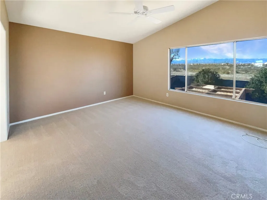 12196 Nugget Avenue, Victorville, California 92392 home-pic-15