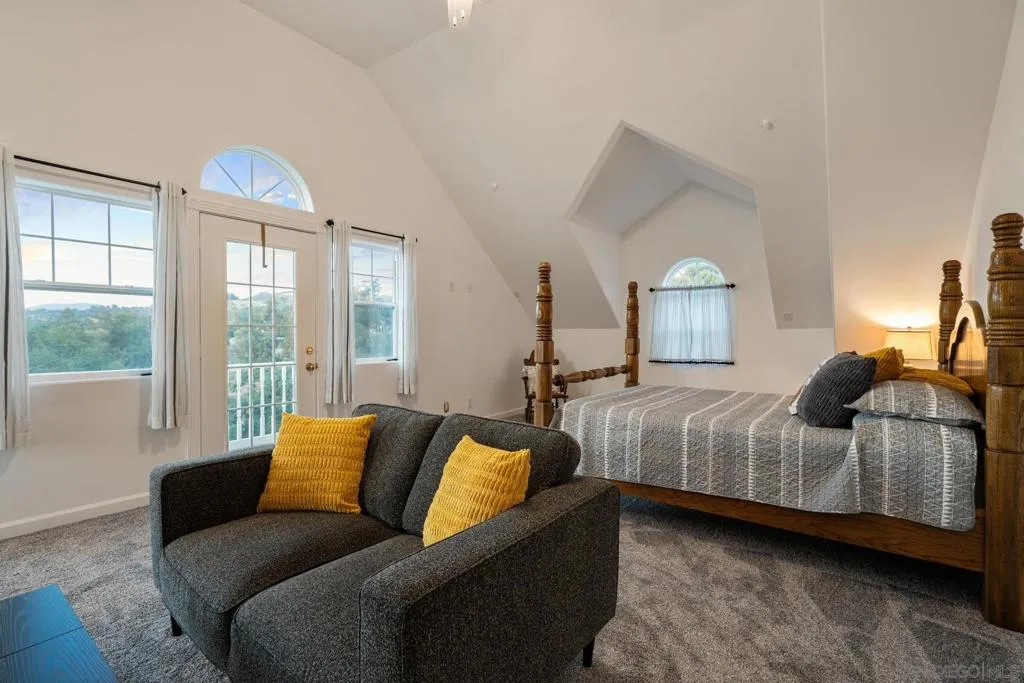 Loads of windows, great natural light and gorgeous views.