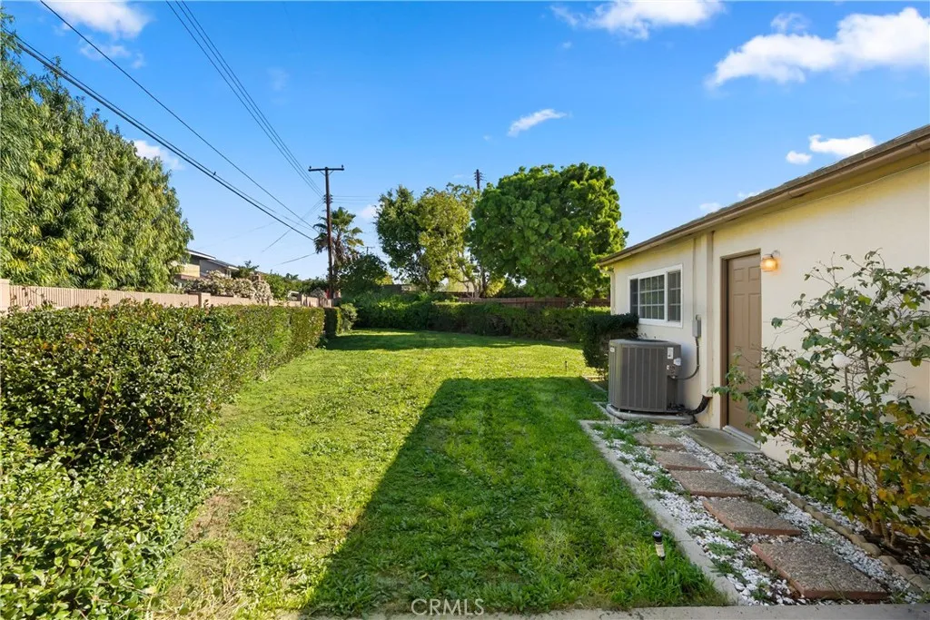 1093 N Gardner, Orange, California 92867 home-pic-28
