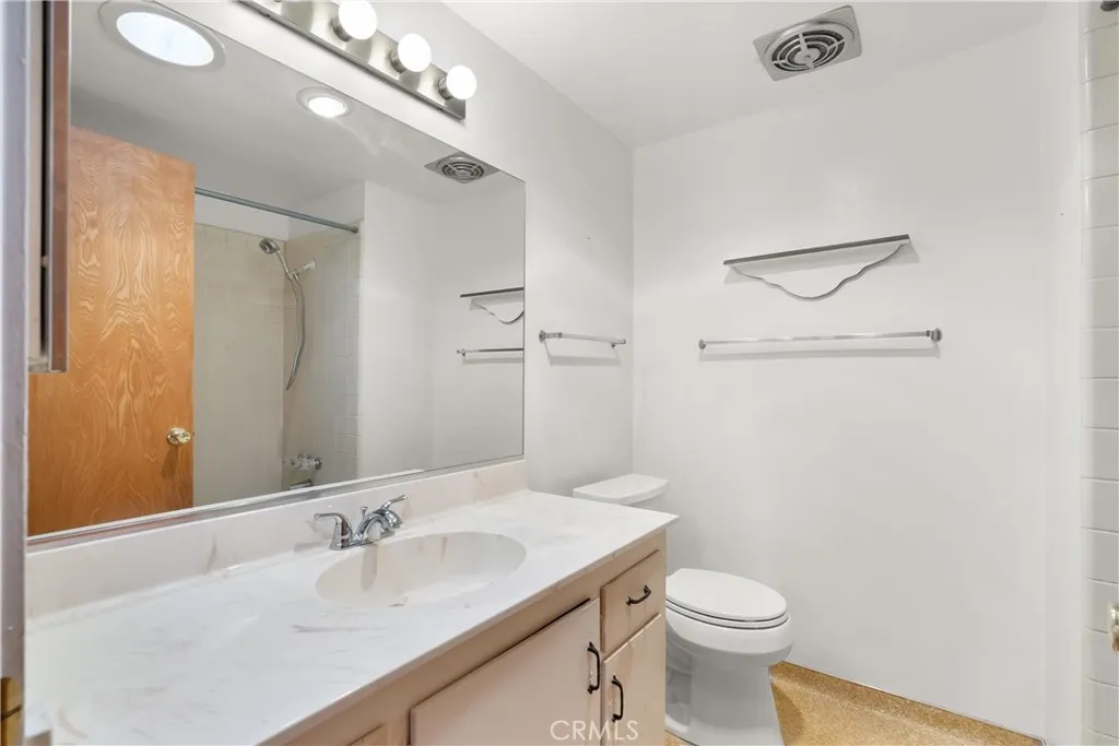 1093 N Gardner, Orange, California 92867 home-pic-22