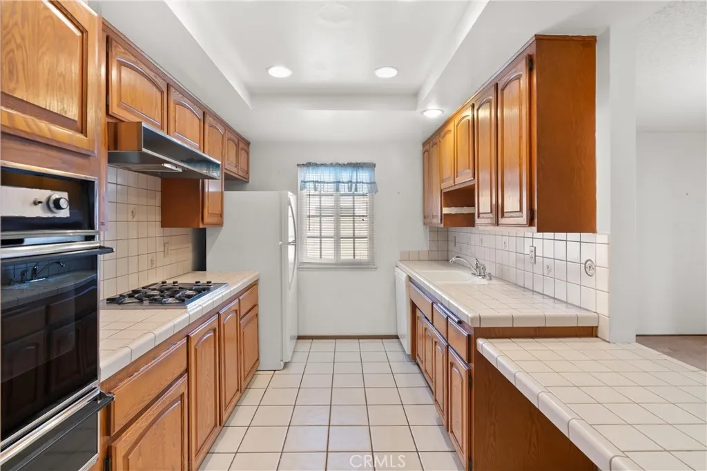 1093 N Gardner, Orange, California 92867 home-pic-10