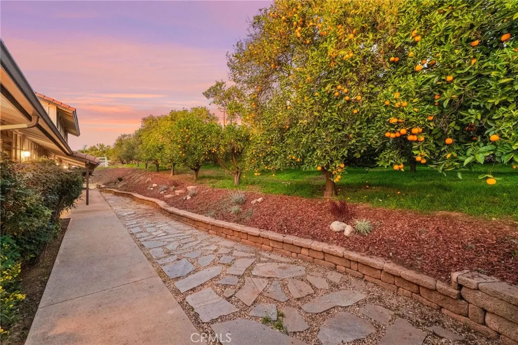 13592 Sundance, Valley Center, California 92082 home-pic-4