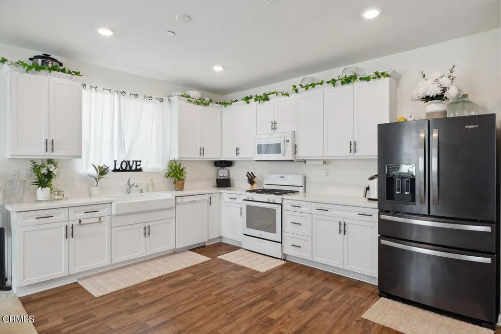 420 Celebration Lane, Santa Paula, California 93060 home-pic-15