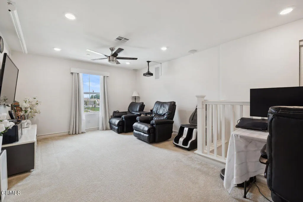 420 Celebration Lane, Santa Paula, California 93060 home-pic-18