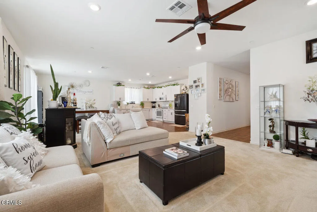 420 Celebration Lane, Santa Paula, California 93060 home-pic-8