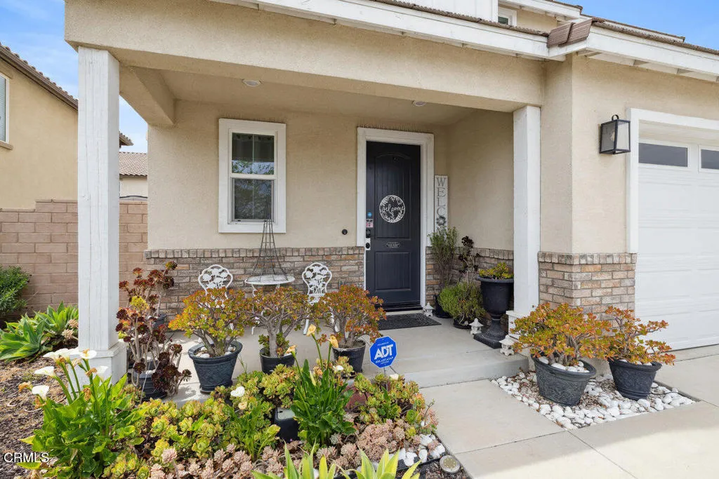 420 Celebration Lane, Santa Paula, California 93060 home-pic-3