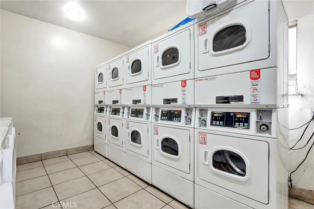 3000 Associated Road 60, Fullerton, California 92835 home-pic-36